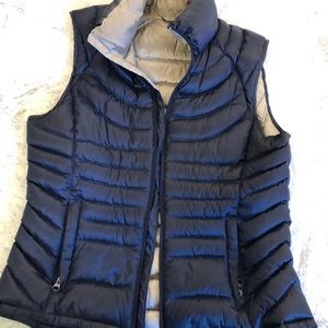 Lightweight goose down puffer vest